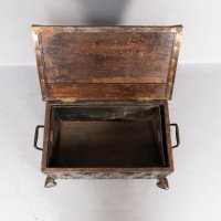Jesson Birkett, attributed, Arts & Crafts Copper Fireside Log Box and Seat - Thumbnail 30