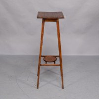 C. F. A. Voysey Attributed, Made & Retailed by Goodyers of Regent Street & New Bond Street London. Rare Pair of Simple Arts & Crafts Oak Plant Stands - Thumbnail 5