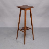 C. F. A. Voysey Attributed, Made & Retailed by Goodyers of Regent Street & New Bond Street London. Rare Pair of Simple Arts & Crafts Oak Plant Stands - Thumbnail 7