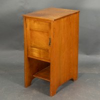 Wylie & Lochhead. A Pair of Arts & Crafts Ash Bedside Cabinets - Thumbnail 2