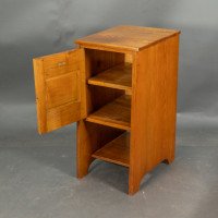 Wylie & Lochhead. A Pair of Arts & Crafts Ash Bedside Cabinets - Thumbnail 13