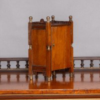 Howell & James In the style of Lewis Foreman Day. A Small Aesthetic Movement Walnut Mantle Clock - Thumbnail 5