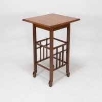 E. W. Godwin Attributed, Anglo-Japanese Quarter Sawn Oak Side Table - Thumbnail 5