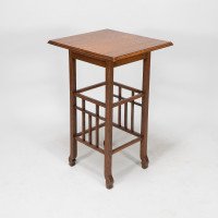 E. W. Godwin Attributed, Anglo-Japanese Quarter Sawn Oak Side Table - Thumbnail 3