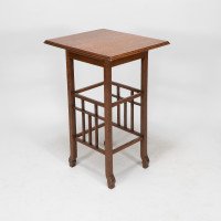 E. W. Godwin Attributed, Anglo-Japanese Quarter Sawn Oak Side Table - Thumbnail 7