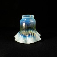 Arts & Crafts, c.1900 Ribbed Vaseline Glass Shade with Ruffled Rim - Thumbnail 6