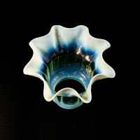 Arts & Crafts, c.1900 Ribbed Vaseline Glass Shade with Ruffled Rim - Thumbnail 16