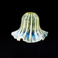 A Pleated Vaseline Shade, Consisting of Alternating Stripes & Ruffled Rim - Thumbnail 3