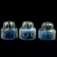 Arts & Crafts, c.1900 Set of Three Peacock Feather Vaseline Glass Shades - Thumbnail 3