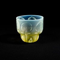 Arts & Crafts, c.1900 Set of Three Peacock Feather Vaseline Glass Shades - Thumbnail 14