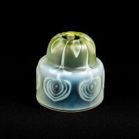 Arts & Crafts, c.1900 Set of Three Peacock Feather Vaseline Glass Shades - Thumbnail 35