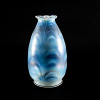 A Pair of Opalescent Glass Shades with Striking Feathered Patterns & Flared Petal-Shaped Rim - Thumbnail 8