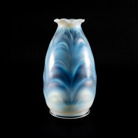 A Pair of Opalescent Glass Shades with Striking Feathered Patterns & Flared Petal-Shaped Rim - Thumbnail 11