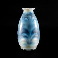 A Pair of Opalescent Glass Shades with Striking Feathered Patterns & Flared Petal-Shaped Rim - Thumbnail 12
