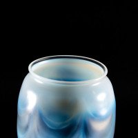 A Pair of Opalescent Glass Shades with Striking Feathered Patterns & Flared Petal-Shaped Rim - Thumbnail 15