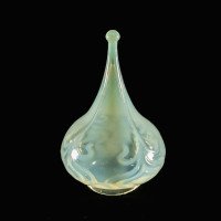 A Rare Tear Drop Vaseline Glass Shade with Peacock Feather Motifs & Green-White Tint - Thumbnail 5