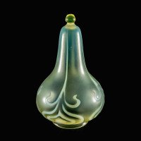 Teardrop Vaseline Glass Shade with Stylised Peacock Feather Motifs c.1900 - Thumbnail 5