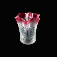 An Acid Etched Vaseline Glass Shade with Floral Motifs & Deep Pink-Tinted Flared Rim - Thumbnail 12