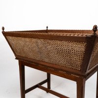 Sir Edwin Lutyens, Rare Newspaper Basket with Replaced Acorn Finials - Thumbnail 18