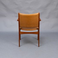Johannes Andersen Made by Uldum Møbler, Denmark. Set of Eight Dining Chairs - Thumbnail 27