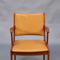 Johannes Andersen Made by Uldum Møbler, Denmark. Set of Eight Dining Chairs - Thumbnail 29