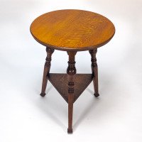 Garnet & Sons of Warrington. A Well-Crafted Aesthetic Movement Oak Side or Cricket Table - Thumbnail 11
