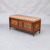 Bruce Talbert for Gillow & Co., of Lancaster. An Aesthetic Movement Walnut & Boxwood Ottoman - Thumbnail 7
