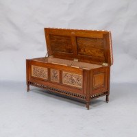 Bruce Talbert for Gillow & Co., of Lancaster. Aesthetic Movement Walnut & Boxwood Ottoman - Thumbnail 17