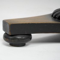 An Early to Mid Victorian Mahogany & Satinwood Top Pedestal Occasional Table - Thumbnail 7