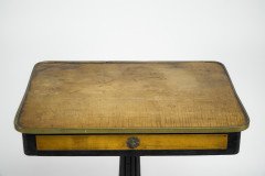 An Early to Mid Victorian Mahogany & Satinwood Top Pedestal Occasional Table - Thumbnail 4