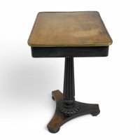 An Early to Mid Victorian Mahogany & Satinwood Top Pedestal Occasional Table - Thumbnail 3