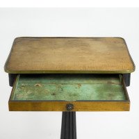 An Early to Mid Victorian Mahogany & Satinwood Top Pedestal Occasional Table - Thumbnail 11