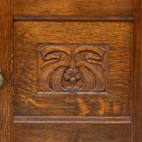 Liberty & Co. Attributed, Arts & Crafts Oak Sideboard in the Glasgow-Style - Thumbnail 18