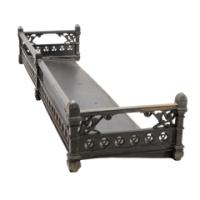 Dr. Christopher Dresser for Coalbrookdale. An Aesthetic Movement Cast Iron Fire Fender - Thumbnail 3