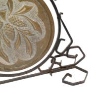 Arts & Crafts wrought iron dinner gong with brass central plate decorated with wheatsheaf design - Thumbnail 15