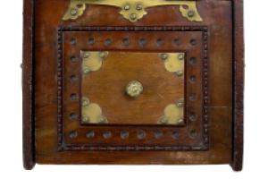 Dr. C. Dresser, Benham & Froud, a Gothic Revival Coal Box with Floral Metal Work - Thumbnail 11