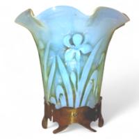 French Vaseline Hanging Light with Stylised Floral Decoration c.1900 - Thumbnail 1