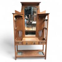 A Large Well-Crafted Glasgow-Style Oak Hallstand