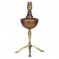 3106_was-benson-an-arts-and-crafts-four-leg-table-oil-lamp-converted-to-electricity