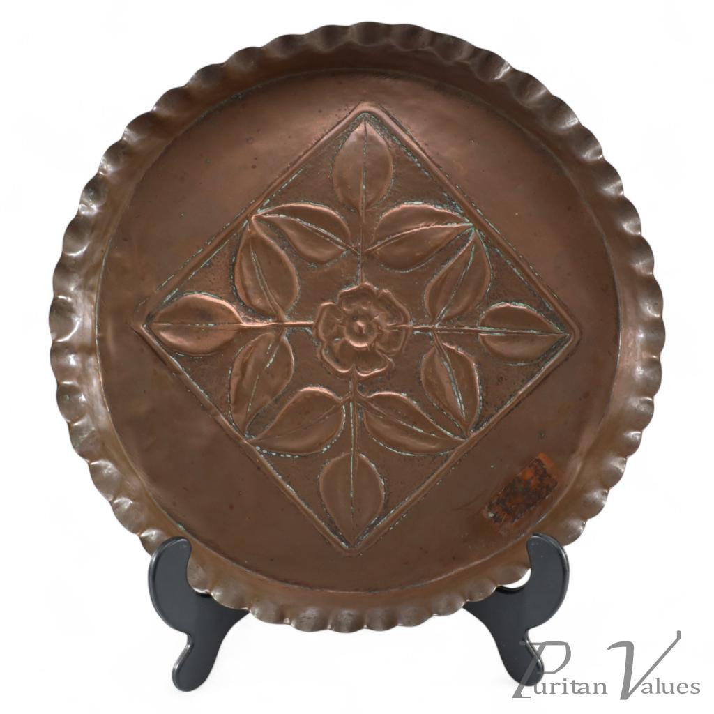 An Arts & Crafts Copper Plate - Image 1