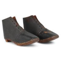 4974_a-perfect-almost-unworn-pair-of-period-19th-century-hand-made-leather-baby-shoes