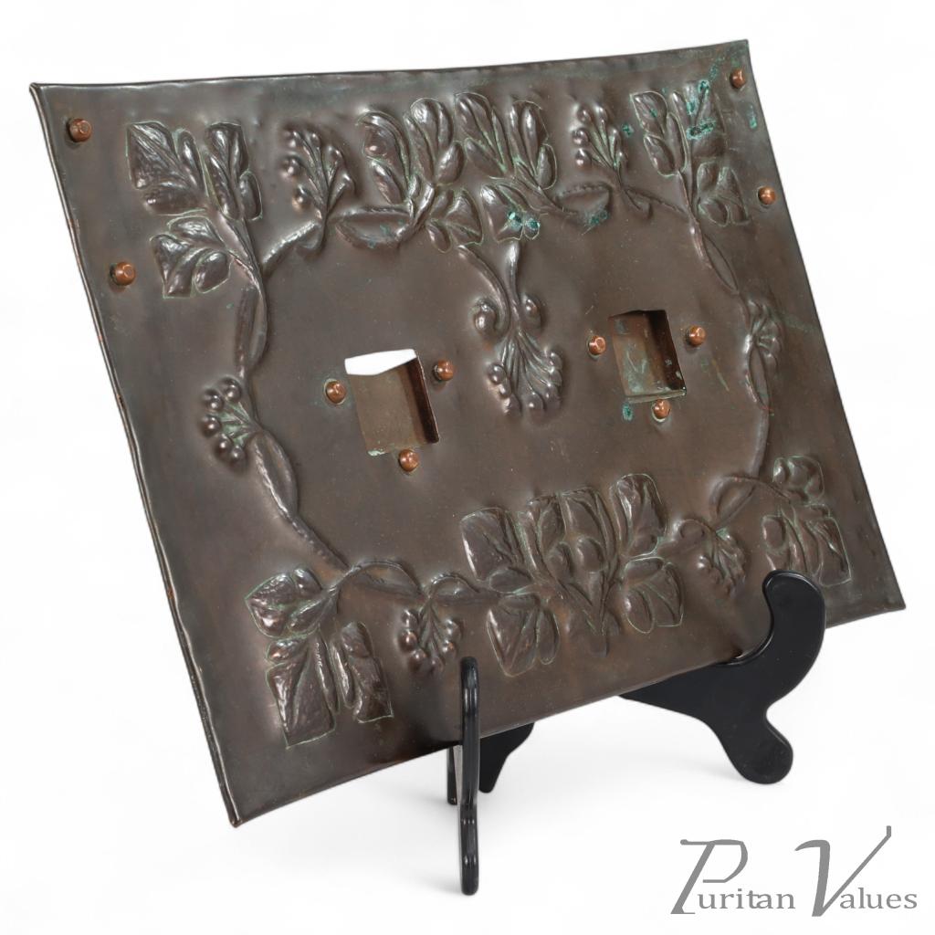 An Arts & Crafts Copper Hanging Photograph Frame with Leaf & Berry Decoration - Image 1