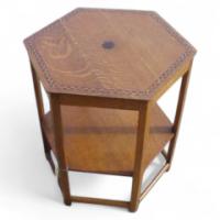 Shapland & Petter. An Oak hexagonal sidetable - Thumbnail 1