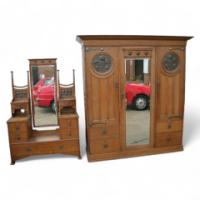 Shapland & Petter. Oak bedroom pair with matching double bed - Thumbnail 1