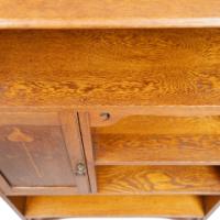 Wylie & Lochhead, In the style of Arts & Crafts Oak bookcase with cupboard - Thumbnail 15