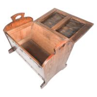 Shapland & Petter or Liberty & Co. Attributed, Arts & Crafts Oak blanket box - Thumbnail 8