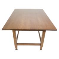 Wylie & Lochhead, Attributed. Arts and Crafts Oak Dining Table - Thumbnail 5