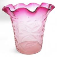 Cranberry glass oil lamp shade with ruffled frill c.1900 - Thumbnail 1