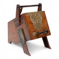 Dr Christopher Dresser