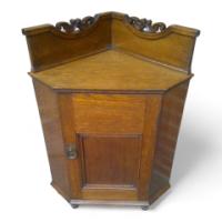 Arthur Simpson. An Exceptional Quality Arts & Crafts Corner Cupboard